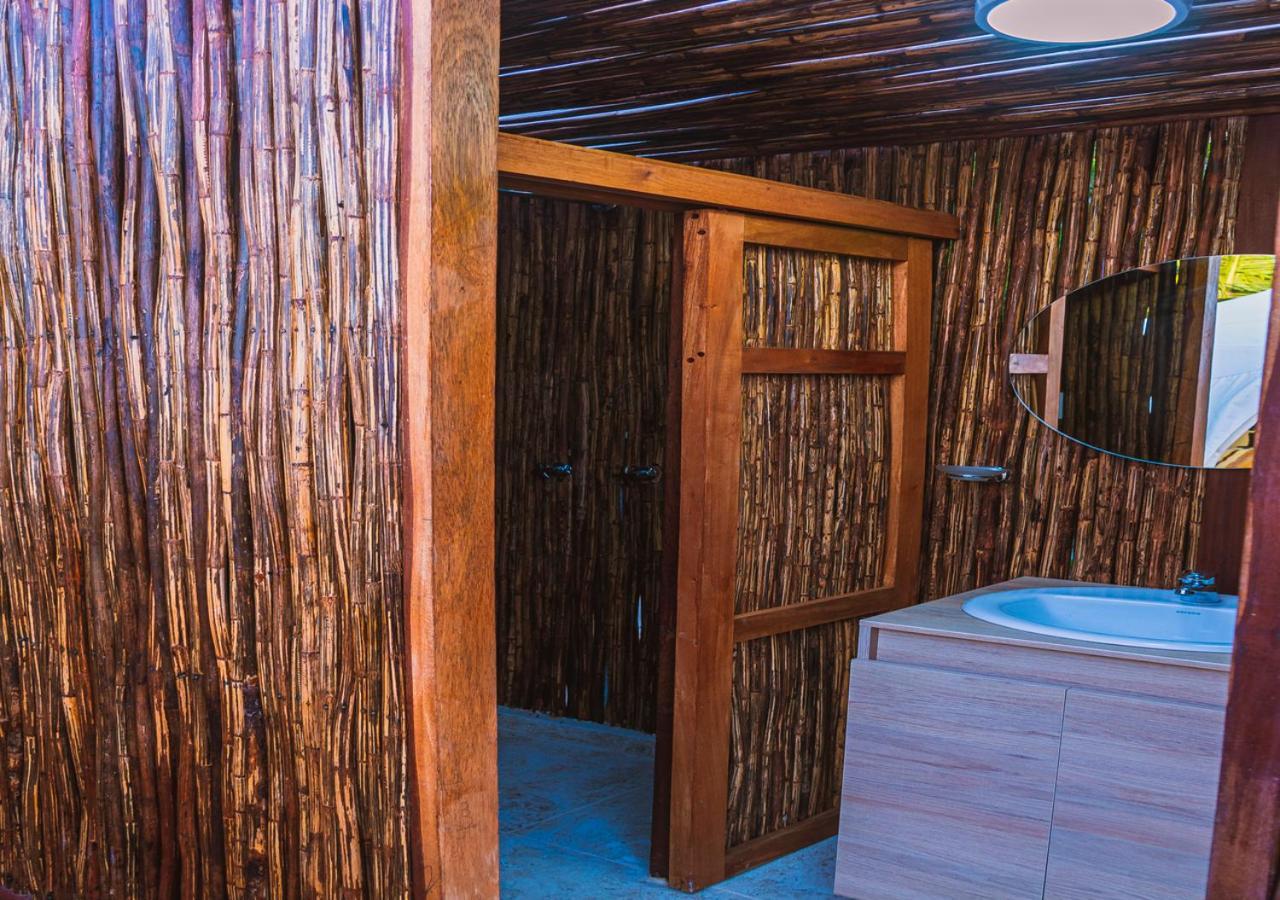 Marine Beach Club & Hotel By Tequendama Tierra Bomba Exterior photo
