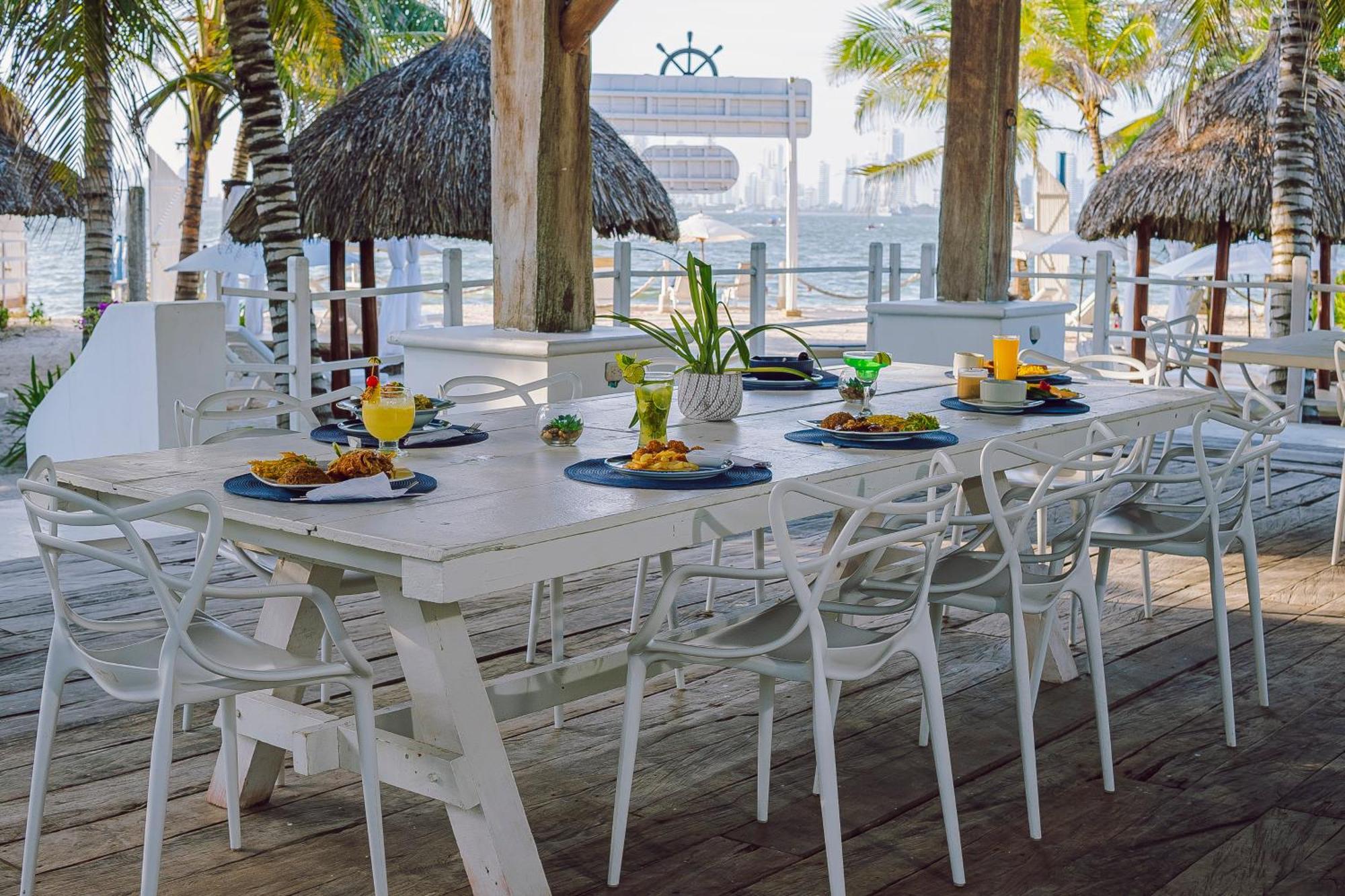 Marine Beach Club & Hotel By Tequendama Tierra Bomba Exterior photo